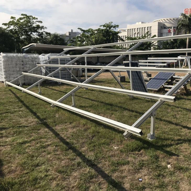 Päikeseenergia maapealsed kinnituskonstruktsioonid